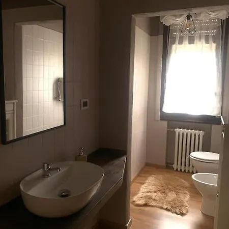 Deliziosa Casa Indipendente Имола